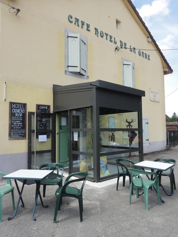 Cafe Hotel De La Gare Champagnole Eksteriør billede